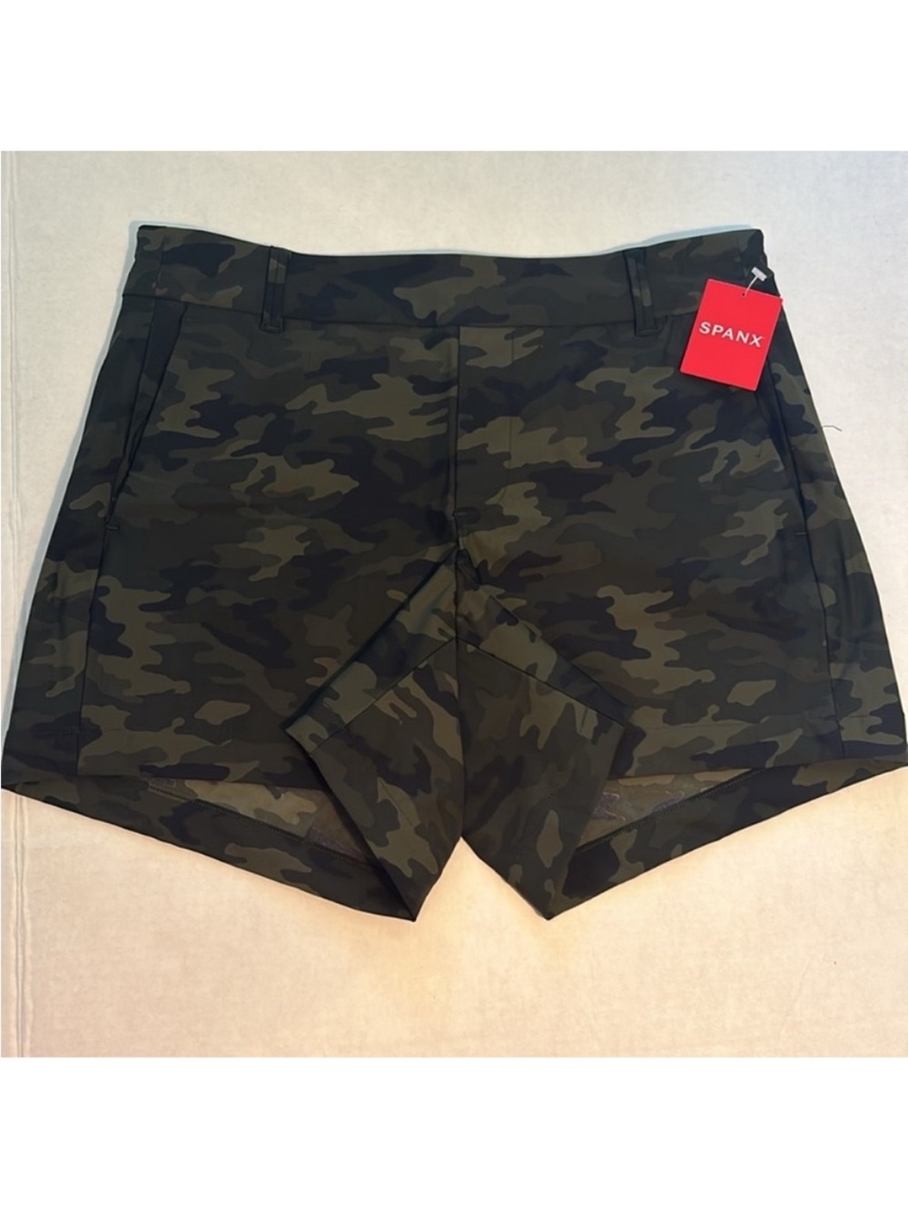 Spanx Small Shorts Sunshine Shorts 4” in Green Camo NWT - Picture 2 of 13